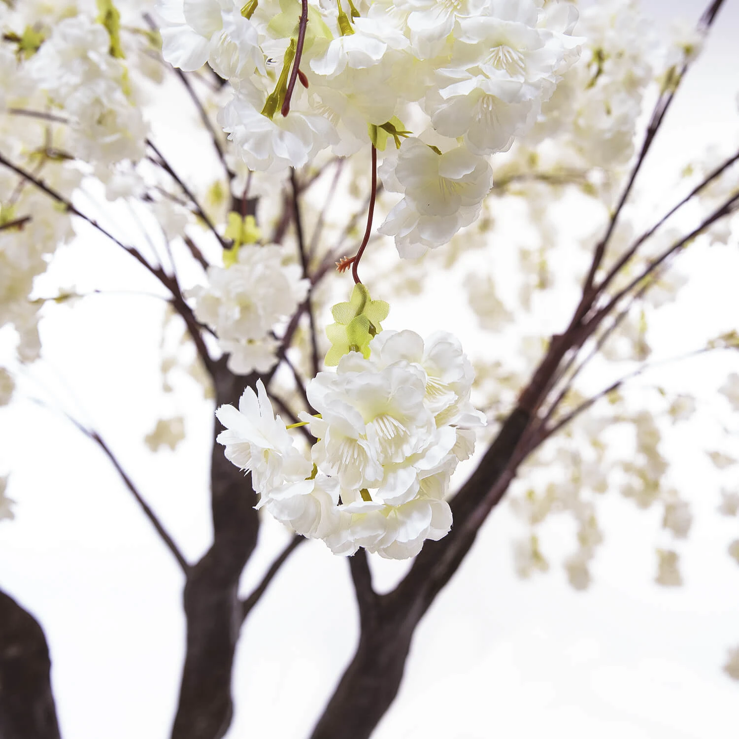 10FT Tall Large Fake Drooping Cherry Blossom Tree - 20 Interchangeable Branches - White 5 10FT Tall Large Fake Drooping Cherry Blossom Tree - 20 Interchangeable Branches - White - Image 3